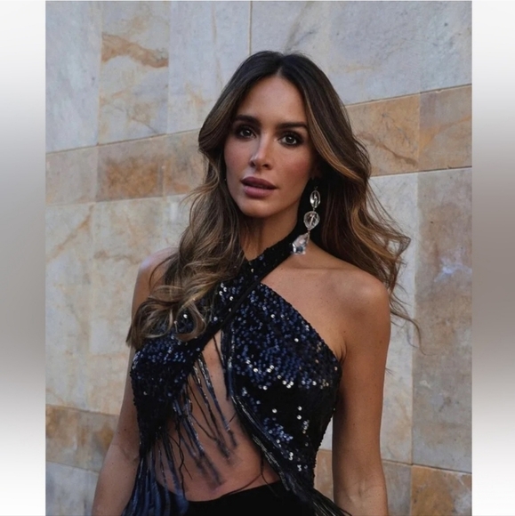 ❌️SOLD❌️FRINGED SEQUIN HALTER NECK JUMPSUIT SIZE S - Picture 6 of 11